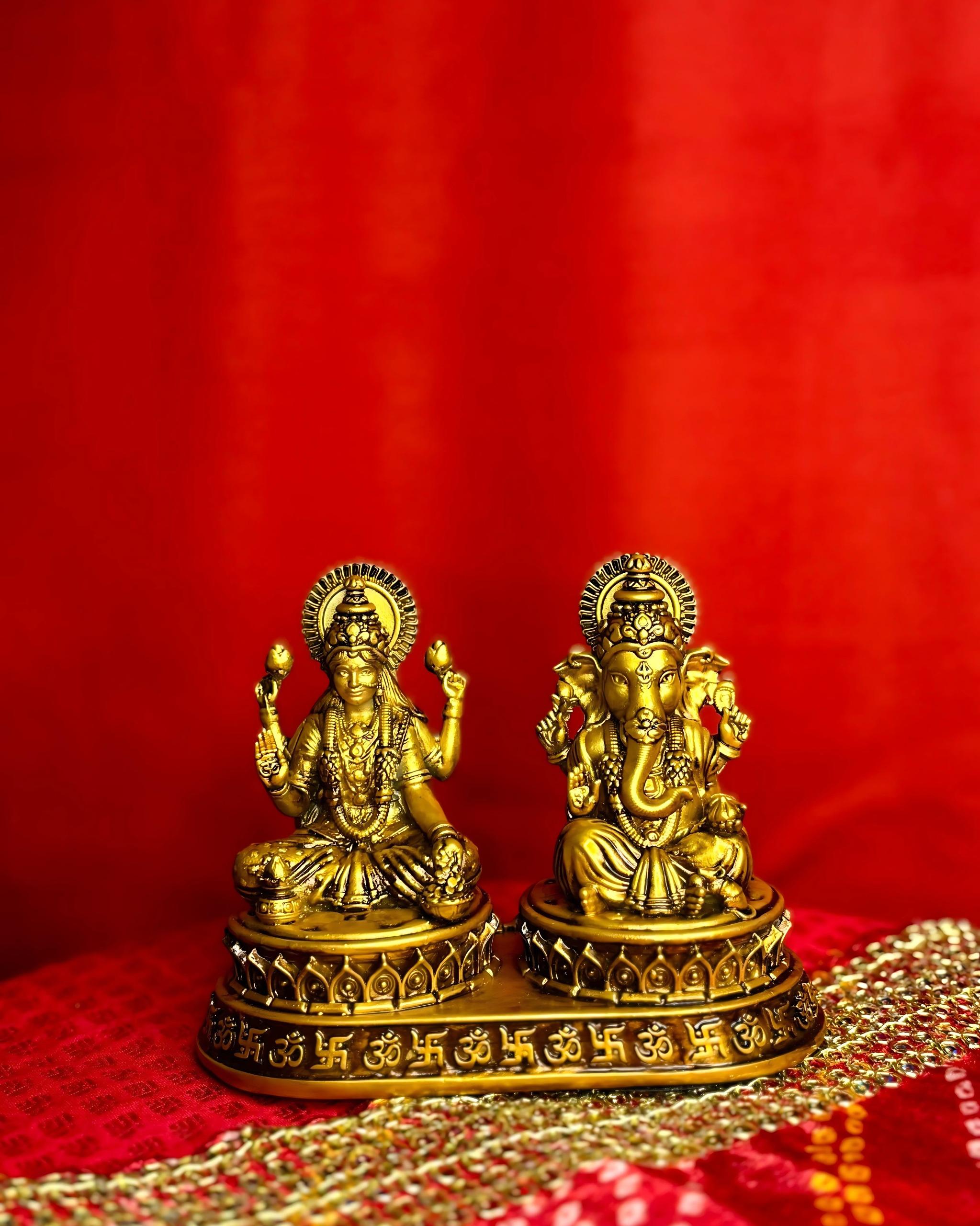 Dhan-Siddhi Laxmi Ganesha Idol